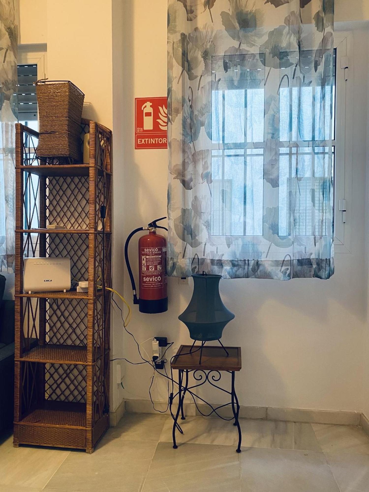 Luminoso Y Amplio Apartamento En El Centro Historico De Sevilla Экстерьер фото